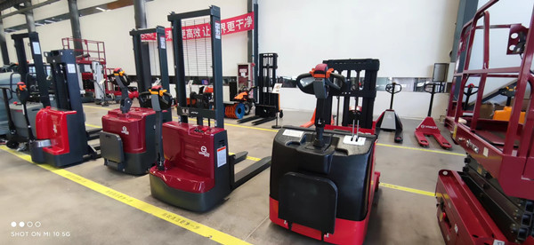 好品質(zhì)的揚子電動(dòng)叉車(chē)廠(chǎng)家